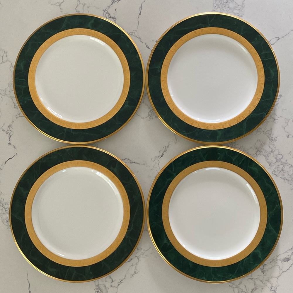 Noritake Fitzgerald | Set of 4 Bone China Dinner Plates (Marbled Green/Gold)